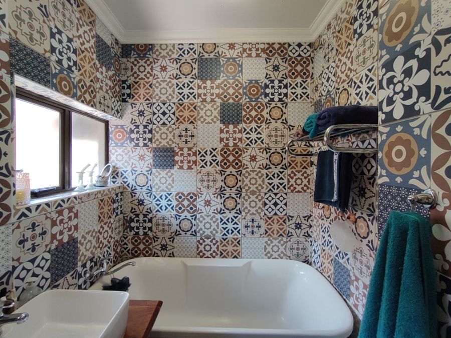 5 Bedroom Property for Sale in Stilfontein Ext 4 North West